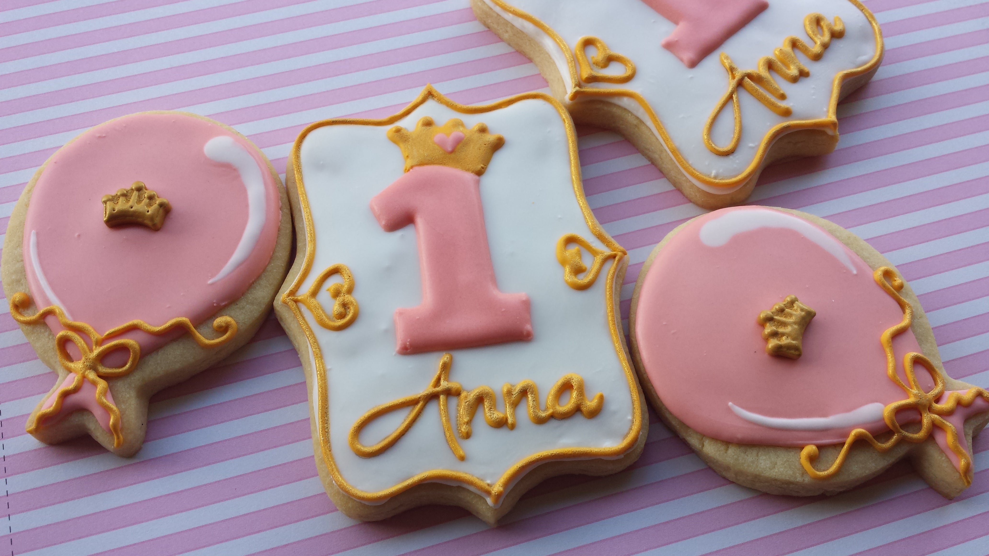 Golden Tiara Balloon Girls First Birthday 24 cookies