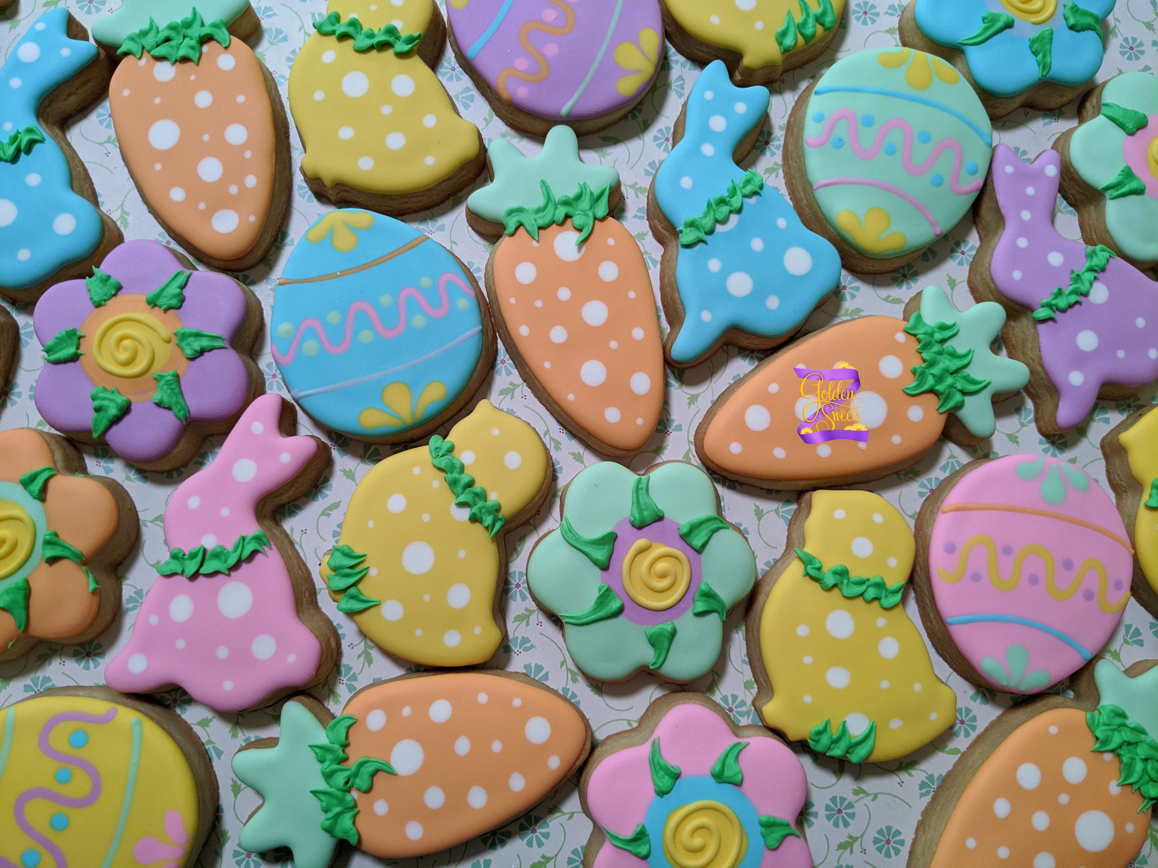 Happy Easter 36 decorated cookies