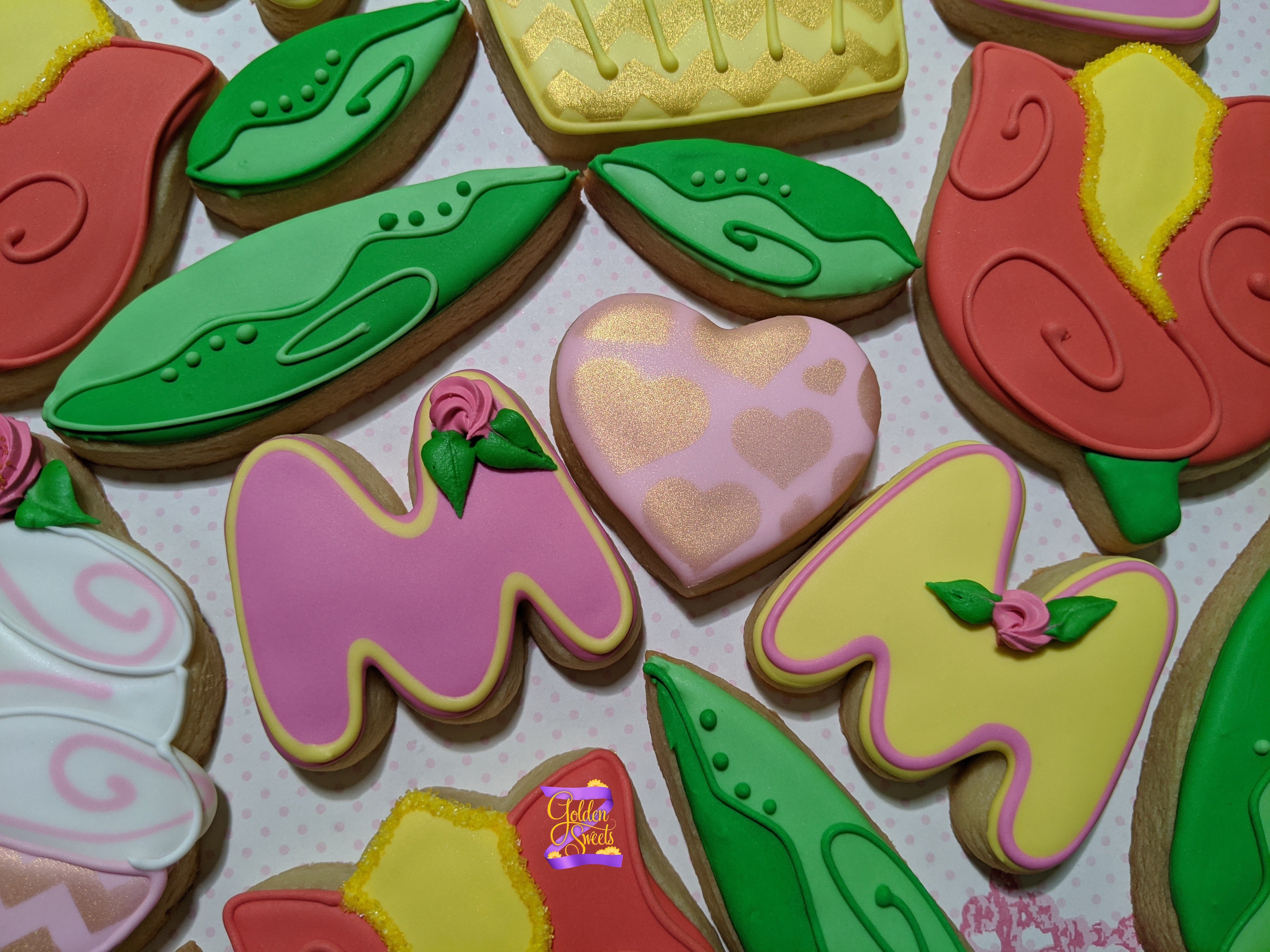 24 Mother's Day, Anniversary, Birthday Celebration cookies